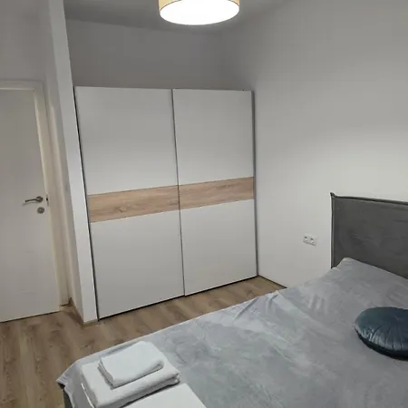 Appartement Golden Anchor 18 *