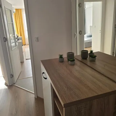 Apartment Golden Anchor 18 *